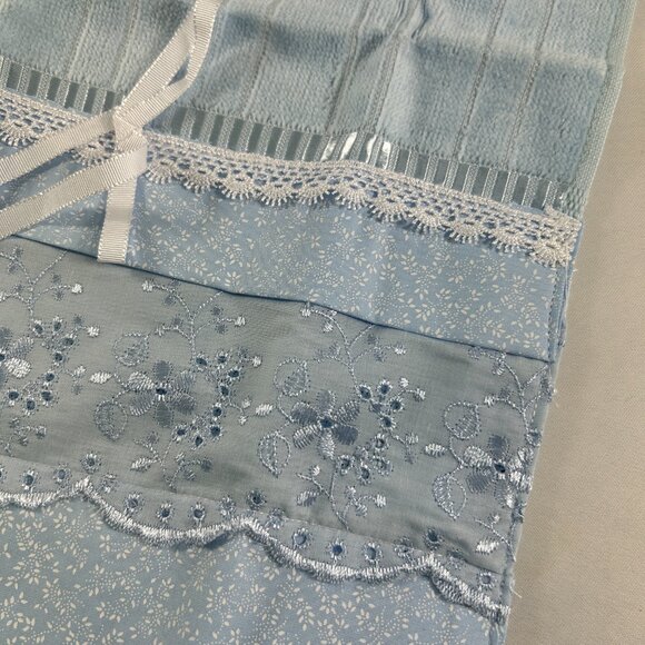 Dohler Embellished Hand Towel Lace Ribbon Pale Blue Decorative 19.5" X 12.5" - Picture 7 of 10